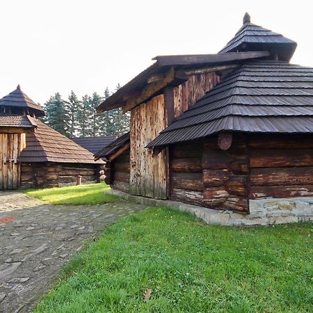 Dom Sportowca Blonie - Mosir Hotel Sanok Exterior photo